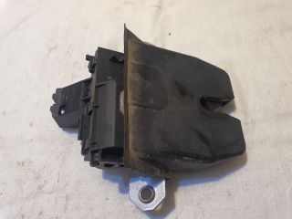 bontott FORD FOCUS III Csomagtérajtó Zárszerkezet