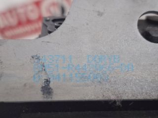 bontott FORD FOCUS III Csomagtérajtó Zárszerkezet