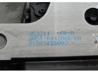 bontott FORD FOCUS III Csomagtérajtó Zárszerkezet