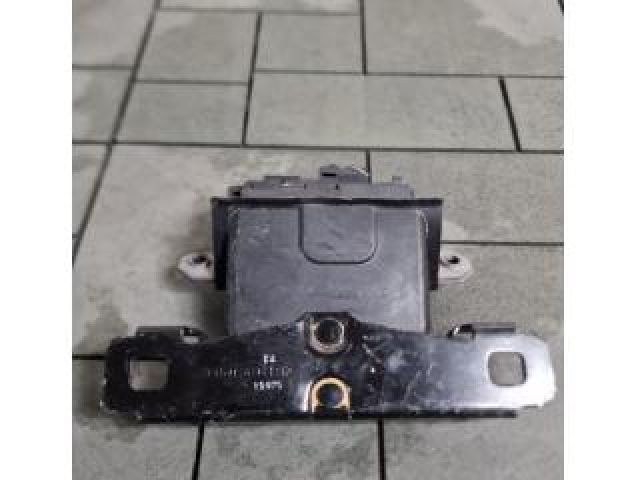 bontott FORD FOCUS III Csomagtérajtó Zárszerkezet