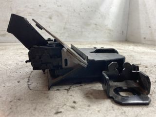 bontott FORD FOCUS III Csomagtérajtó Zárszerkezet