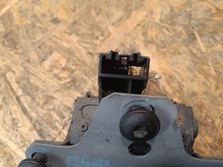 bontott FORD FOCUS III Csomagtérajtó Zárszerkezet