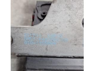 bontott FORD FOCUS III Csomagtérajtó Zárszerkezet