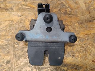 bontott FORD FOCUS III Csomagtérajtó Zárszerkezet