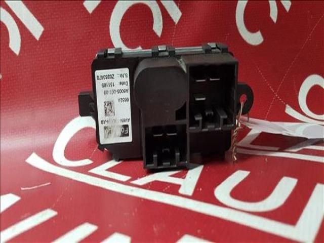 bontott FORD FOCUS III Előtét Ellenállás Fűtőmotor