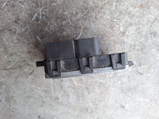 bontott FORD FOCUS III Előtét Ellenállás Fűtőmotor