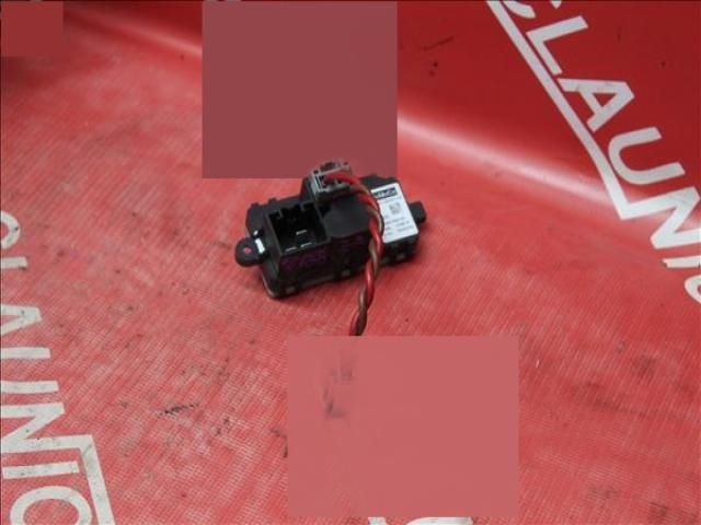 bontott FORD FOCUS III Előtét Ellenállás Fűtőmotor