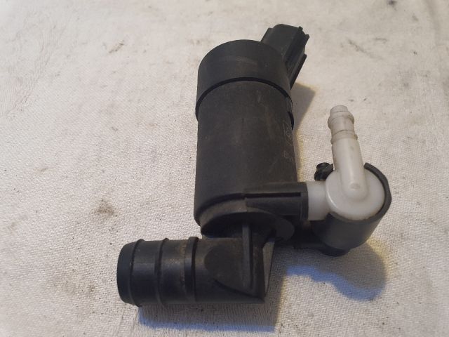 bontott FORD FOCUS III Első Ablakmosó Szivattyú