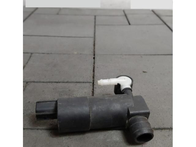 bontott FORD FOCUS III Első Ablakmosó Szivattyú