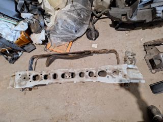 bontott FORD FOCUS III Első Lökhárító Merevítő (Fém)