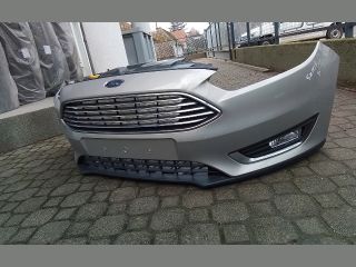 bontott FORD FOCUS III Első Lökhárító (Részeivel)