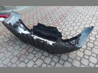 bontott FORD FOCUS III Első Lökhárító (Részeivel)