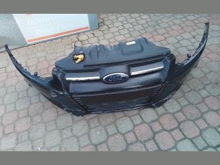 bontott FORD FOCUS III Első Lökhárító (Részeivel)
