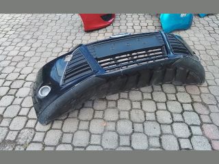 bontott FORD FOCUS III Első Lökhárító (Részeivel)