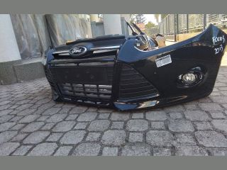 bontott FORD FOCUS III Első Lökhárító (Részeivel)