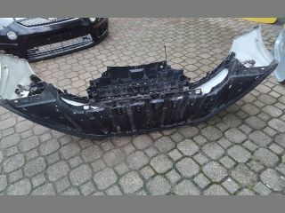 bontott FORD FOCUS III Első Lökhárító (Részeivel)