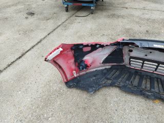 bontott FORD FOCUS III Első Lökhárító (Részeivel)