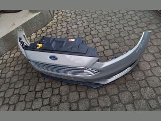 bontott FORD FOCUS III Első Lökhárító (Részeivel)