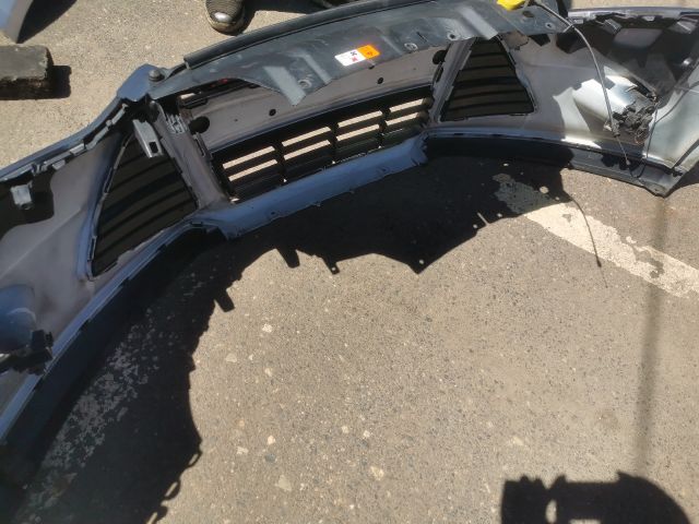 bontott FORD FOCUS III Első Lökhárító (Részeivel)