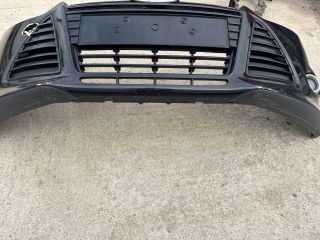 bontott FORD FOCUS III Első Lökhárító (Részeivel)