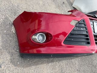 bontott FORD FOCUS III Első Lökhárító (Részeivel)