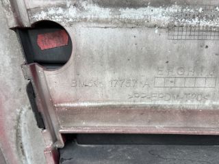 bontott FORD FOCUS III Első Lökhárító (Részeivel)