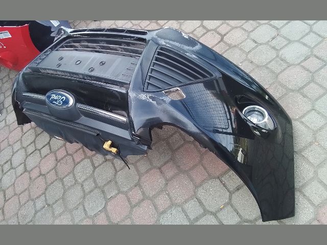 bontott FORD FOCUS III Első Lökhárító (Részeivel)