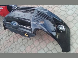 bontott FORD FOCUS III Első Lökhárító (Részeivel)