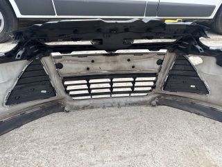 bontott FORD FOCUS III Első Lökhárító (Részeivel)