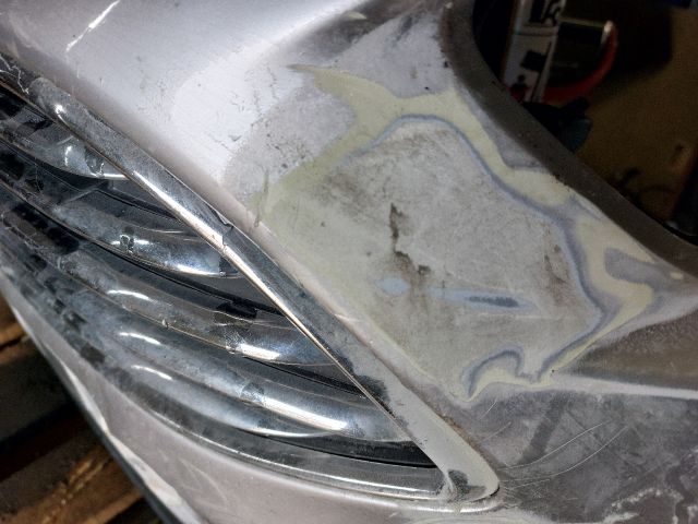 bontott FORD FOCUS III Első Lökhárító (Részeivel)