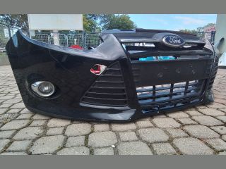 bontott FORD FOCUS III Első Lökhárító (Részeivel)