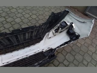 bontott FORD FOCUS III Első Lökhárító (Részeivel)