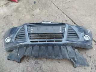 bontott FORD FOCUS III Első Lökhárító (Részeivel)