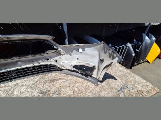 bontott FORD FOCUS III Első Lökhárító (Üresen)