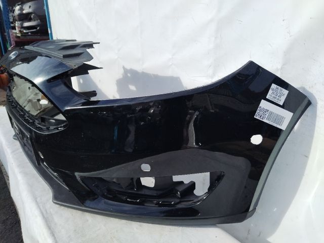 bontott FORD FOCUS III Első Lökhárító (Üresen)