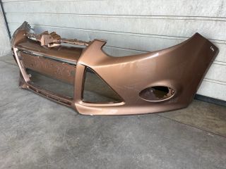 bontott FORD FOCUS III Első Lökhárító (Üresen)