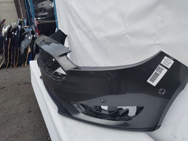 bontott FORD FOCUS III Első Lökhárító (Üresen)