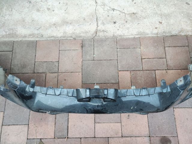 bontott FORD FOCUS III Első Lökhárító (Üresen)