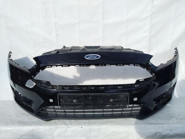 bontott FORD FOCUS III Első Lökhárító (Üresen)