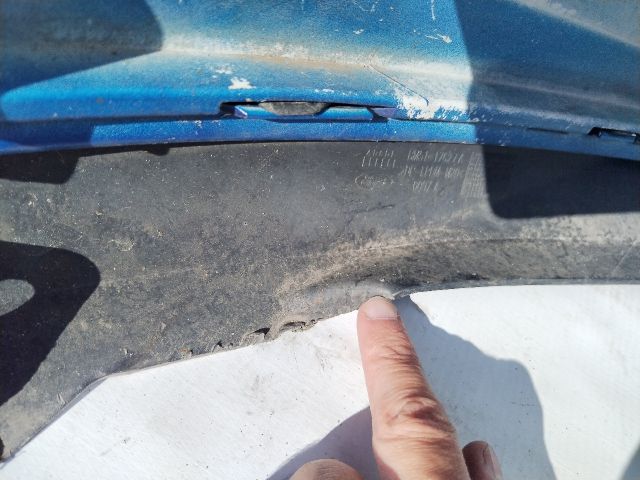 bontott FORD FOCUS III Első Lökhárító (Üresen)