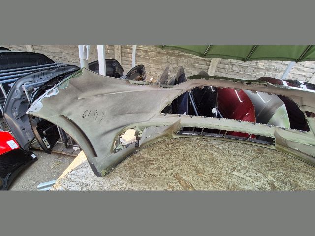 bontott FORD FOCUS III Első Lökhárító (Üresen)