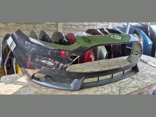 bontott FORD FOCUS III Első Lökhárító (Üresen)