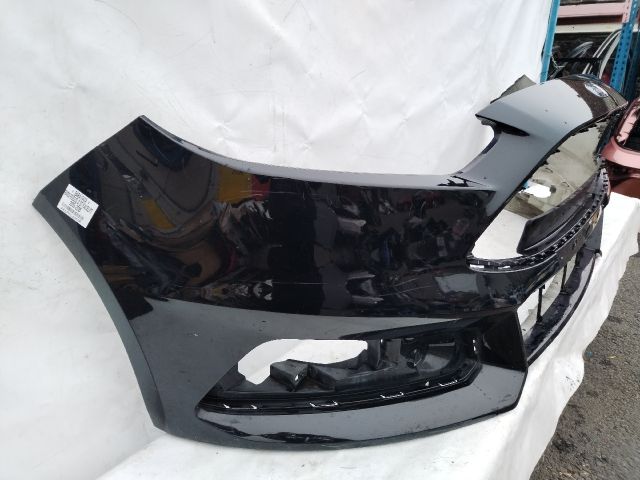 bontott FORD FOCUS III Első Lökhárító (Üresen)