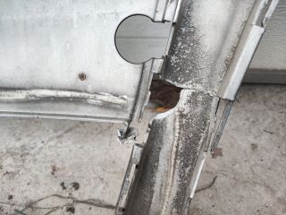 bontott FORD FOCUS III Első Lökhárító (Üresen)