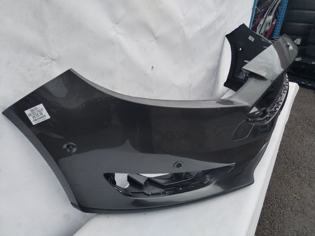 bontott FORD FOCUS III Első Lökhárító (Üresen)