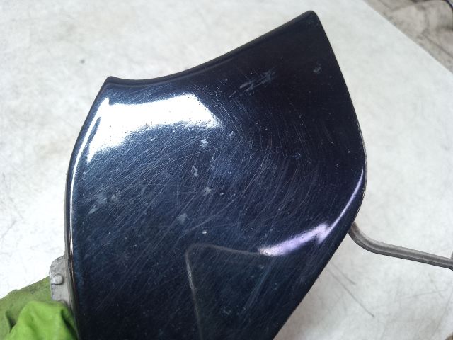 bontott FORD FOCUS III Első Vonószem Burkolat