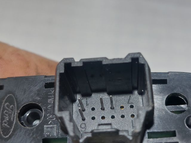 bontott FORD FOCUS III ESP Kapcsoló