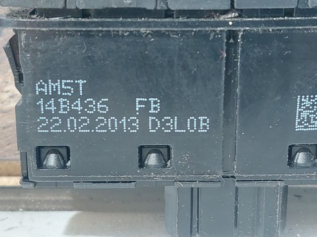 bontott FORD FOCUS III ESP Kapcsoló