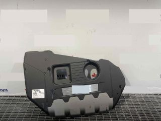 bontott FORD FOCUS III Felső Hűtőburkolat