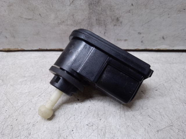 bontott FORD FOCUS III Fényszórómagasság Állító Motor (Pozíciófüggetlen)